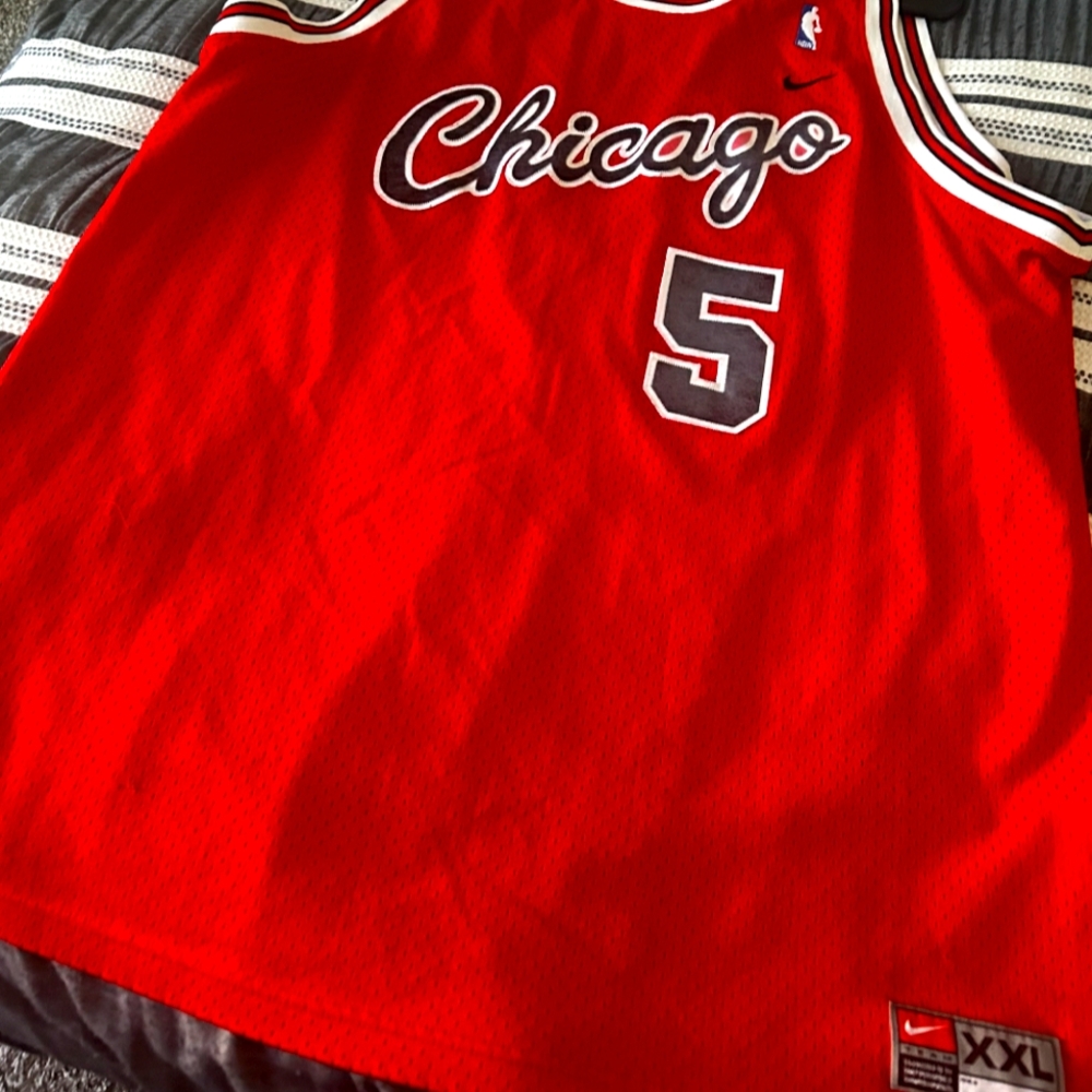 D Rose 🌹  Throwback Jersey